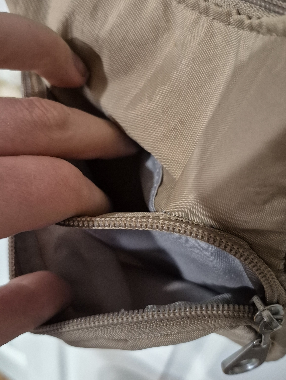 Baggallini Joey Mini Beige Nylon Crossbody Bag - Picture 7 of 12